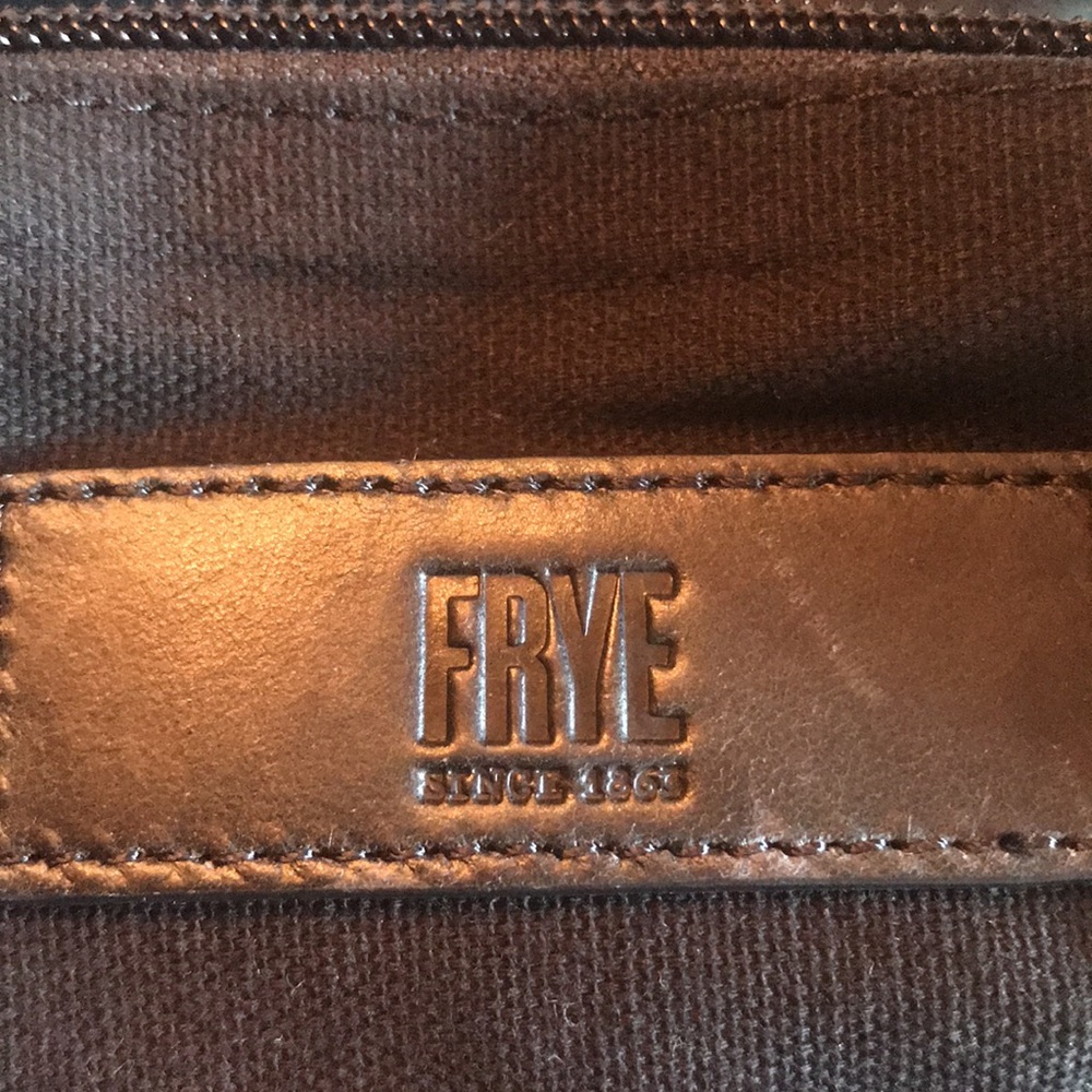 ✨SOLD✨FRYE CAMO BAG - Picture 13 of 13